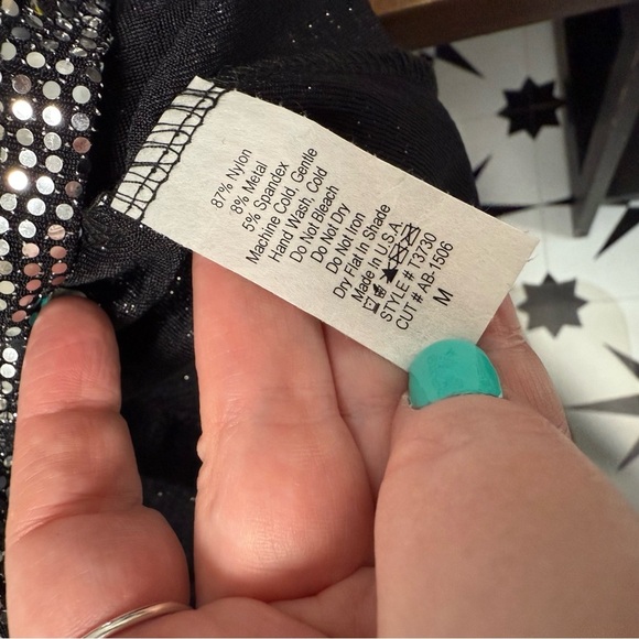 Nellie Mae Silver Sequined Metallic Tank - Picture 4 of 5